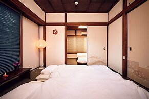 Traditional House West Ikebukuro