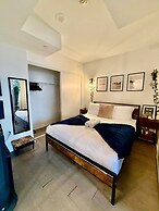Fillmore Downtown Suites