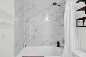 Fillmore Downtown Suites