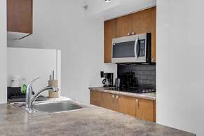 Fillmore Downtown Suites