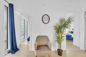 Fillmore Downtown Suites