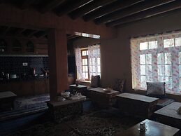 Donskit guest house
