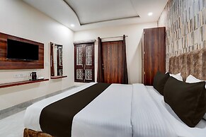 Deluxe Room Neelam Inn