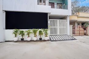 Deluxe Room Neelam Inn
