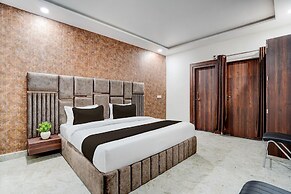 Deluxe Room Neelam Inn