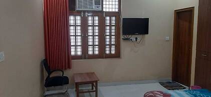 Hotel Shivdham