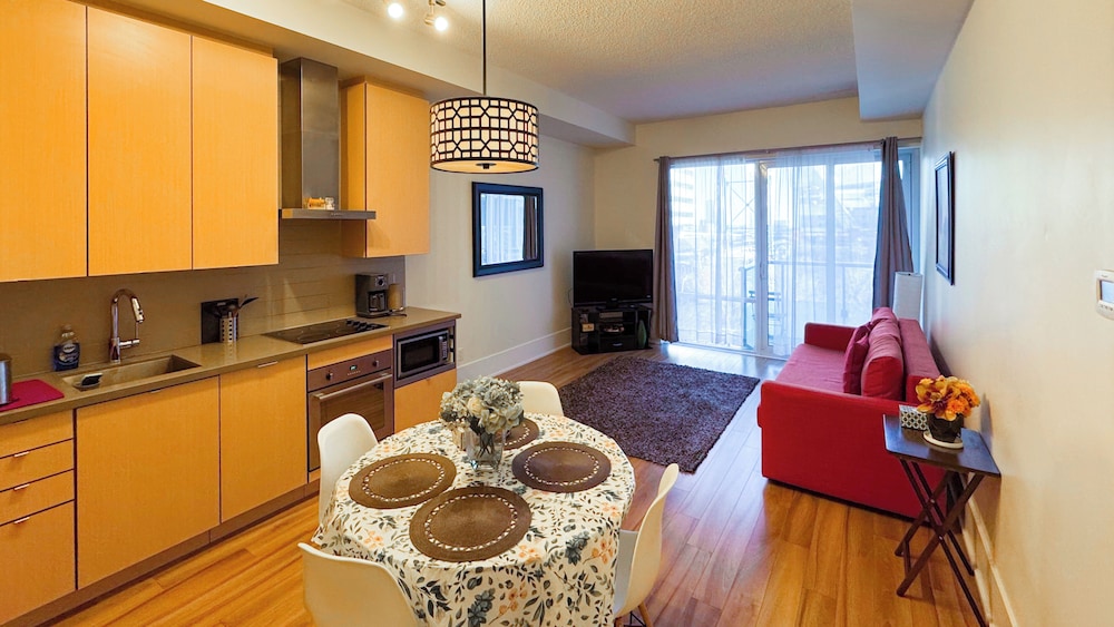 586 Boutique Hotel