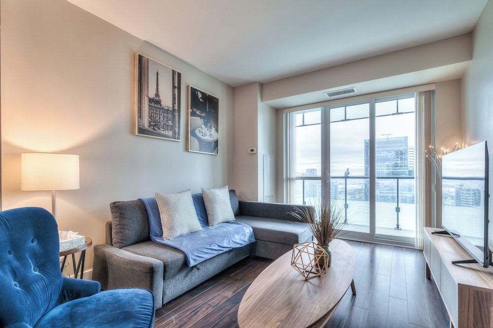 586 Boutique Hotel