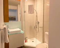 586 Boutique Hotel