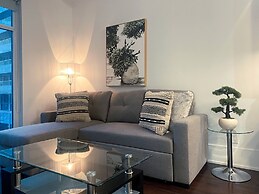Downtown Toronto Hotel and Suites