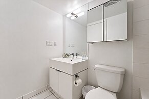 Downtown Toronto Hotel and Suites