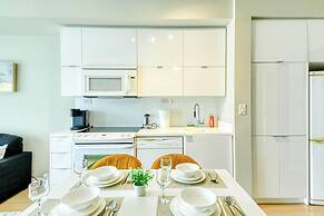 Downtown Toronto Hotel and Suites
