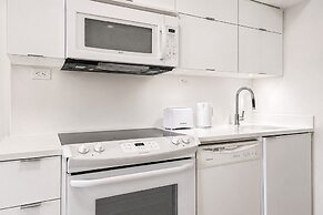 Downtown Toronto Hotel and Suites