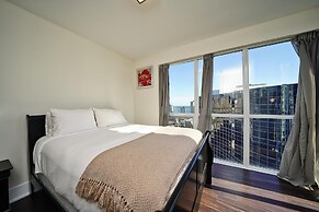 Downtown Toronto Hotel and Suites