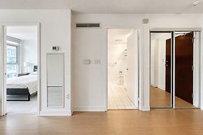 Downtown Toronto Hotel and Suites