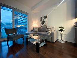Downtown Toronto Hotel and Suites