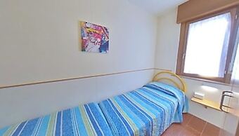 Prime Location Flat Steps From the sea