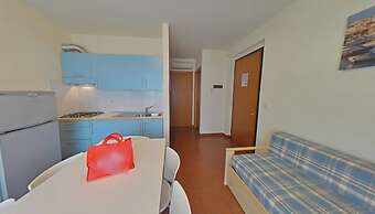 Prime Location Flat Steps From the sea