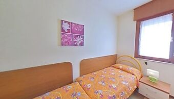 Centrally Located Accommodation With Balcony