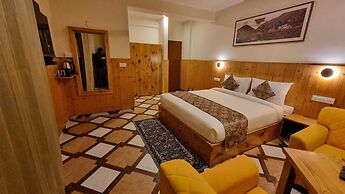 Carom Inn