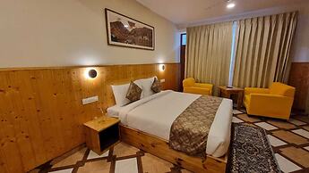 Carom Inn