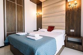 Hotel Platinum Lux