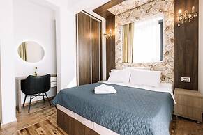 Hotel Platinum Lux