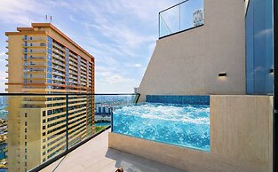 1BR Spa Suite With Private Jacuzzi
