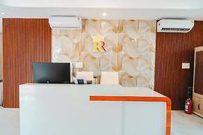 Travinities Hotel - The Royal Palace