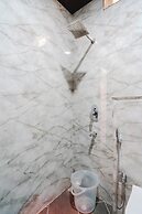Travinities Hotel - The Royal Palace