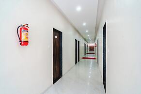 Travinities Hotel - The Royal Palace