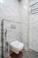 Travinities Hotel - The Royal Palace