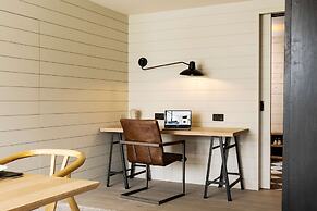 Spacious Countryside Home Yoga Studio