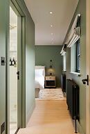 Spacious Countryside Home Yoga Studio