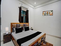 Deluxeveni Madhv Inn
