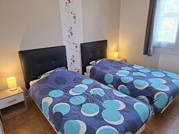 Beach Holiday Home in Guisseny