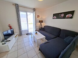 Beach Holiday Home in Guisseny