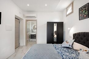 Silvana's House