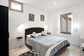 Silvana's House