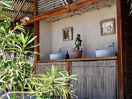 SANTA LOVA HOSTEL