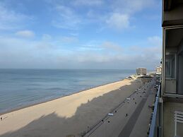 Apartment With sea View in Middelkerke for 6