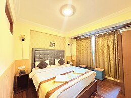 Near Mall Rd Hotel Himalayan Retreat