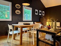 Cozy Durbuy Chalet With Fireplace