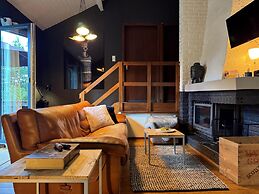 Cozy Durbuy Chalet With Fireplace