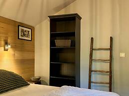 Cozy Durbuy Chalet With Fireplace