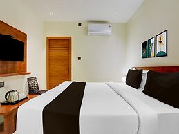 Deluxeshree Maruthi Inn TR Residency