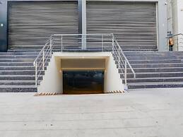 Deluxeshree Maruthi Inn TR Residency