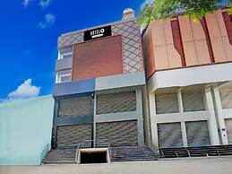 Deluxeshree Maruthi Inn TR Residency