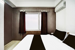 Super Deluxe Twin Room Hotel Rayal Inn