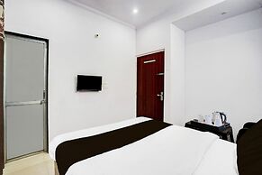 Super Deluxe Twin Room Hotel Rayal Inn